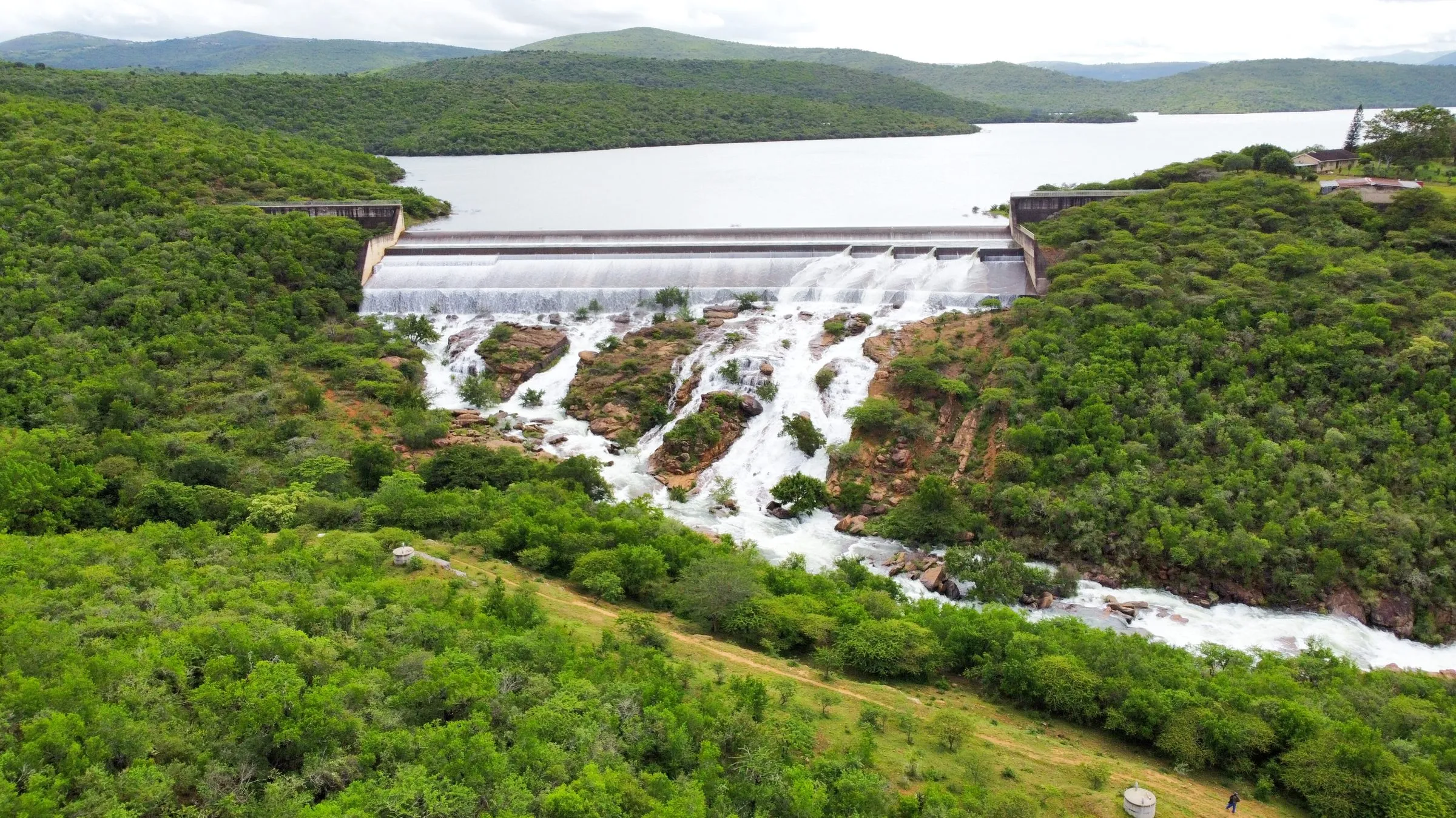 Aerial view of the Goedertrouw Dam wall